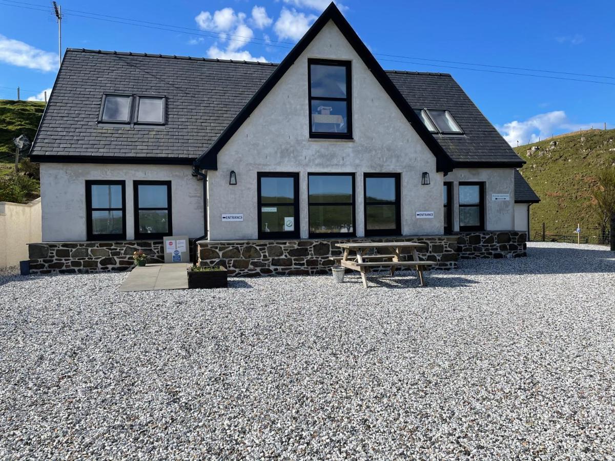 Villa The Bridge Self Catering Kilmaluag Exterior foto